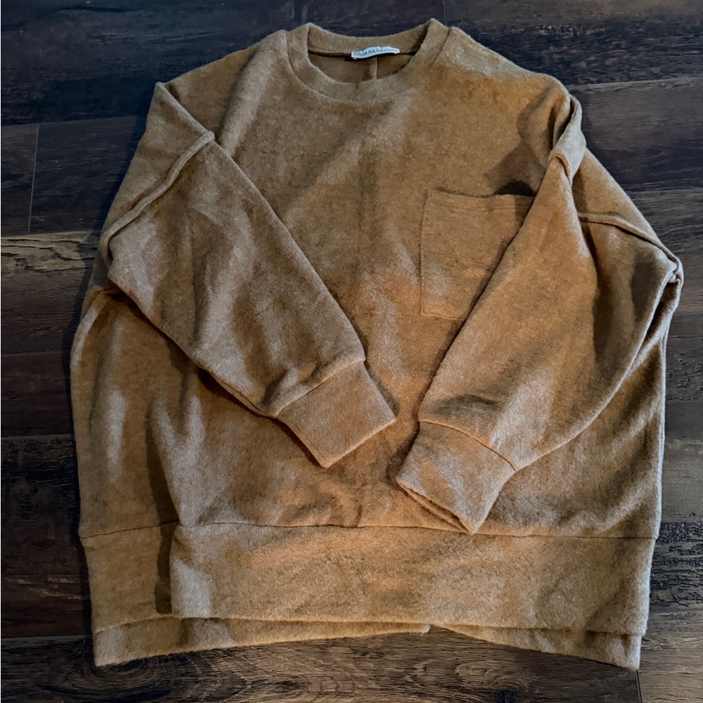 Zenana Outfitters Women's Tan Crewneck Top